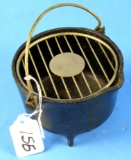 Wind-proof Ash Tray; P/n 32; Griswold W/grate