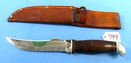 Hunting Knife W/sheath; Case Xx 323-6