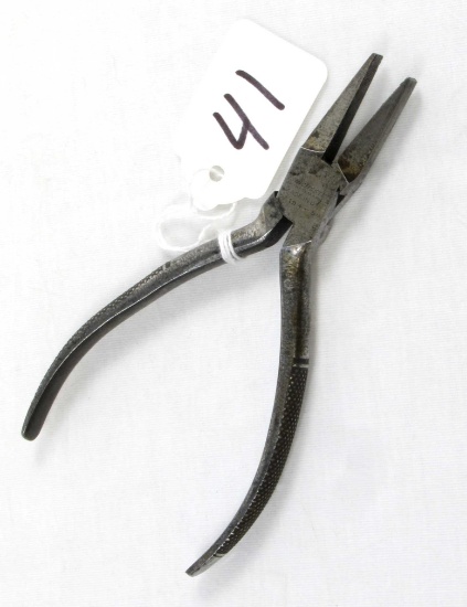 Flat Nose Pliers; Winchester; #2194-5”