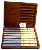 Simmons steak knives wooden box of 8