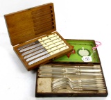 LOT: 1 box Simmons steak knives wooden box of 6; 1 box of KK silverware