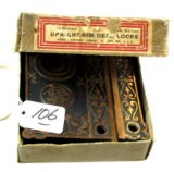 Simmons; up right rim dead locks; No. R1145; in box