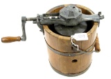 Simmons wooden ice cream freezer; - 1 qt.