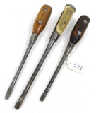 Simmons. LOT: 3- heavy duty screwdrivers