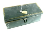 Win. Intermediate Tackle Box No. 9532,has Long 3 Compartment Tray, Missing The Ring That The Latch G