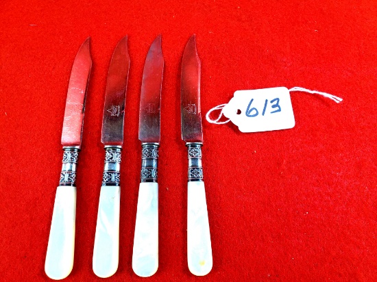 Lot Of 4 Ec Simmons Kk Butter Knifes