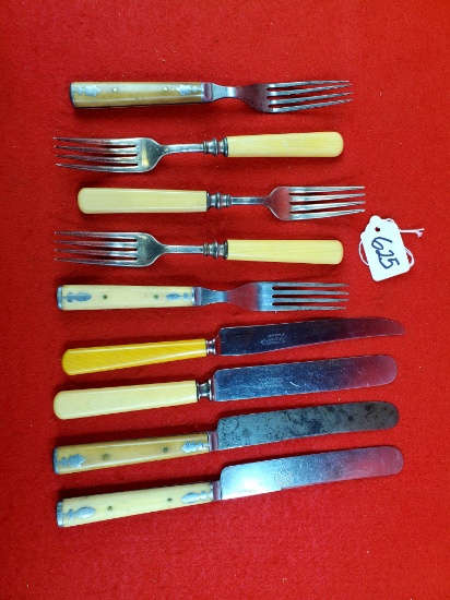 Lot Of 9 Pcs Of Ec Simmons Kk Silverware
