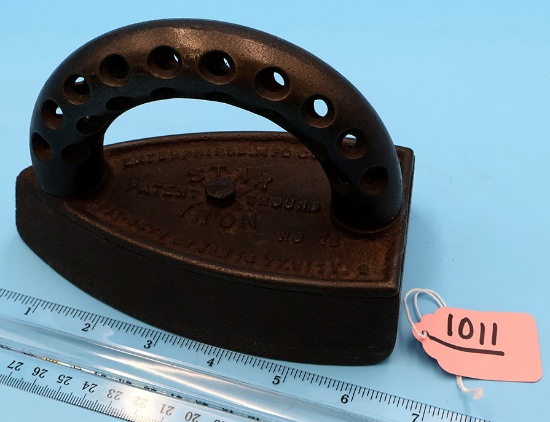 Cold Handle; Enterprirse Mfg Co. Phila; Star Iron; Patent Ground No 76; Pat Oct 1; 67; Jan 16; 77; S