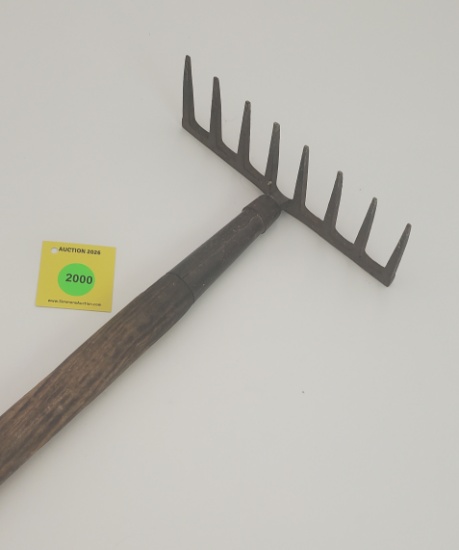 Winchester rake, 8 teeth