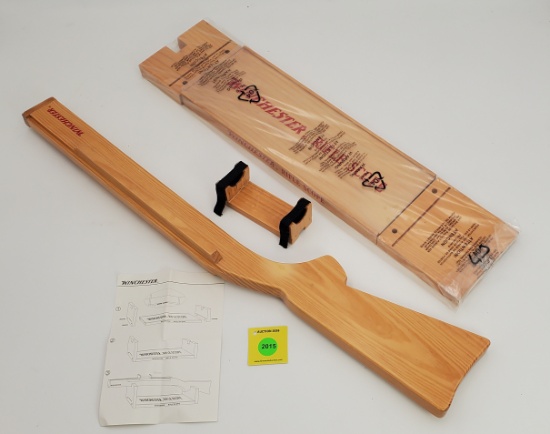 Wooden Winchester Rifle Scope Stand