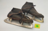 Pair of Barney and Berry Winchester 11 Ice Skates