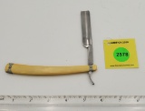 Straight Razor: Winchester, No 8532