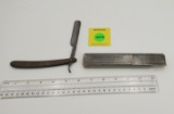 Straight Razor: Winchester, No 8527 w/box