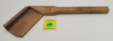 Moskeeto hand trap thrower