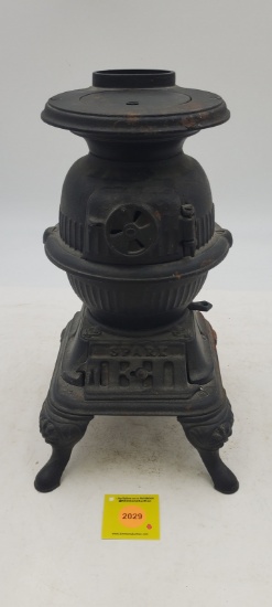 Salesman Sample Pot Belly Stove: Sparks, Grey Iron Casting Co. MT. Joy, PA. Marked 75-11.
