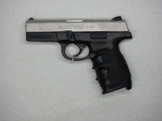 S&W SW40VE PISTOL 40 SN: PDJ5848 NO MAG, AVERAGE