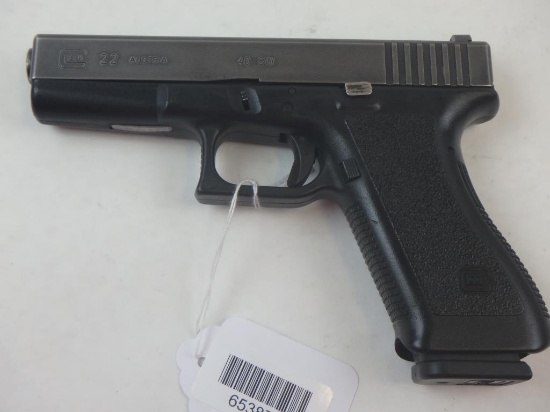 GLOCK 22 PISTOL 40 SN: BMF940US W/ MAG, FAIR