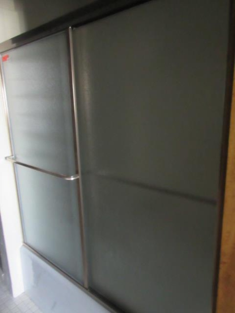 Bathtub Doors