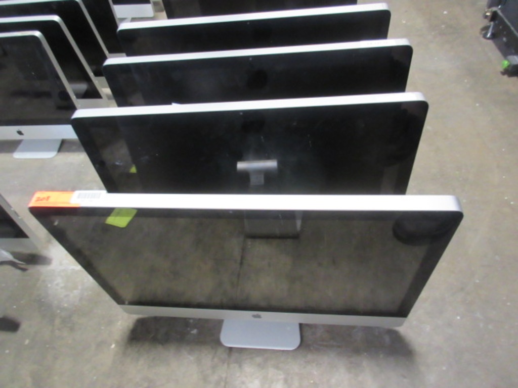 Apple iMac Desktop Computers