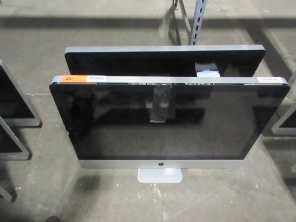 Apple iMac Desktop Computers