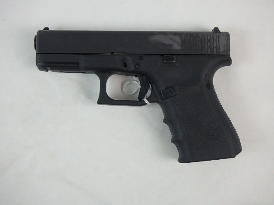 GLOCK 19 GEN4 PISTOL 9MM SN: BCRW439 NO MAG,