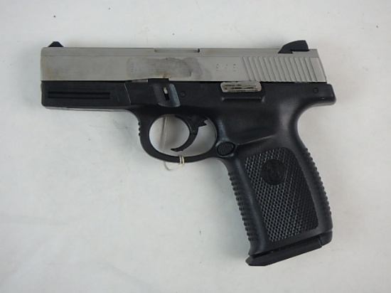 S&W SW9VE PISTOL 9MM SN: RBY0262 W/MAG POOR