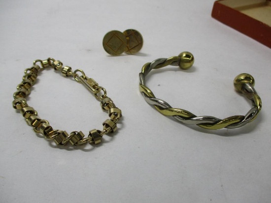 Assorted Jewelry
