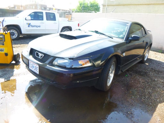 2004 Ford Mustang