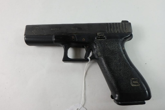 GLOCK 17 PISTOL 9MM