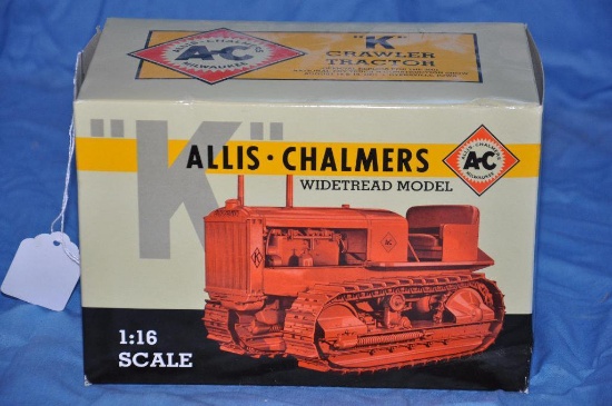 SpecCast 1/16 Scale Allis Chalmers Widetread Model K Crawler Tractor
