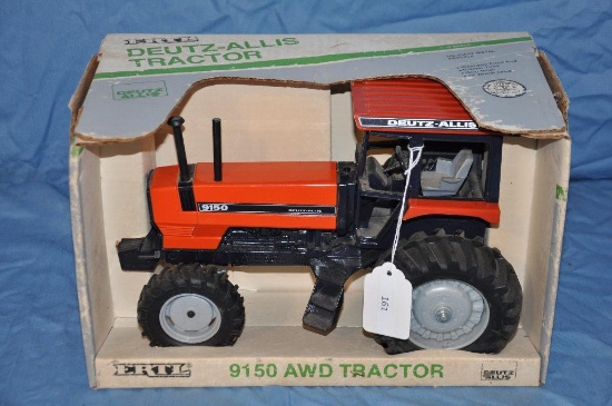 Ertl 1/16 Scale Deutz Allis 9150 MFWD Tractor