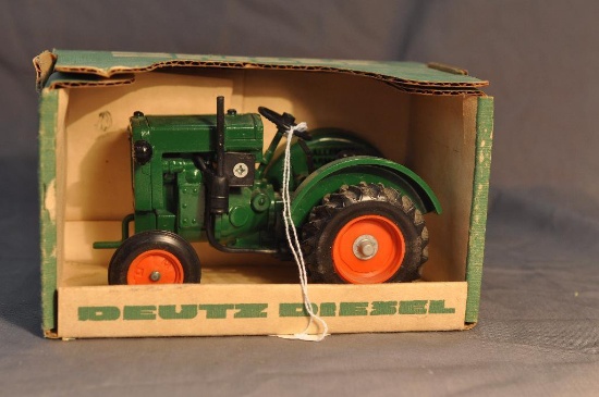 Ertl 1/16th Scale Deutz Diesel Tractor