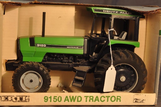 Ertl 1/16th Scale Deutz Allis 9150 Tractor