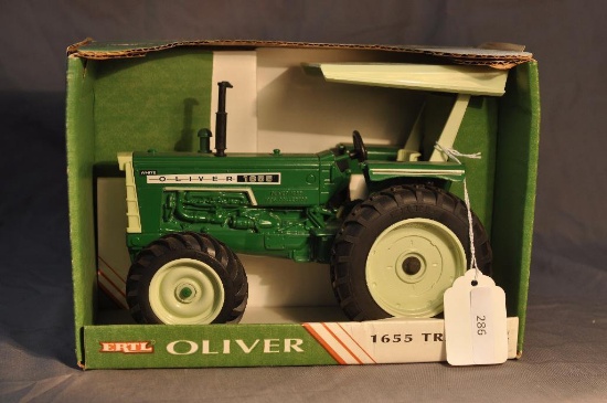 Ertl 1/16th Scale Oliver 1655 Tractor