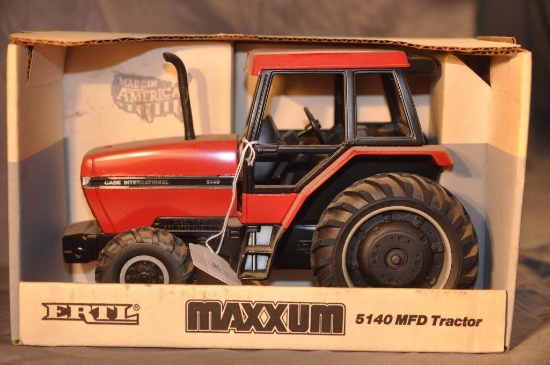 Ertl 1/16th Scale Case IH 5140 Maxxum Tractor