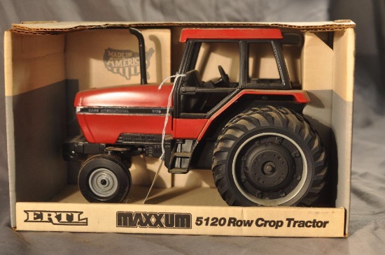 Ertl 1/16th Scale 5120 Case IH Maxxum Tractor