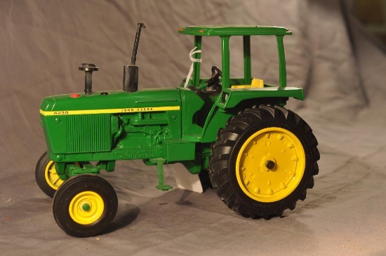 Ertl 1/16th scale JD 4230 tractor