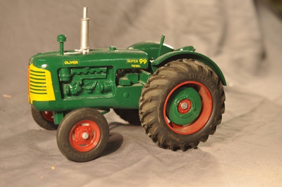 NB&K Int. 1/16th Oliver Super 99 Diesel tractor