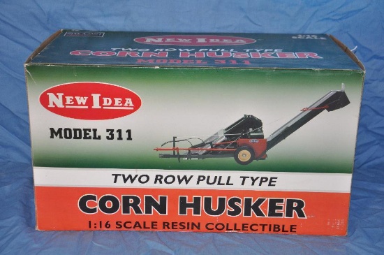 SpecCast 1/16 Scale New Idea Model 311 2 Row Pull Type Corn Husker