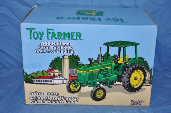 Ertl 1/16 Scale Toy Farmer 4230 Diesel Tractor