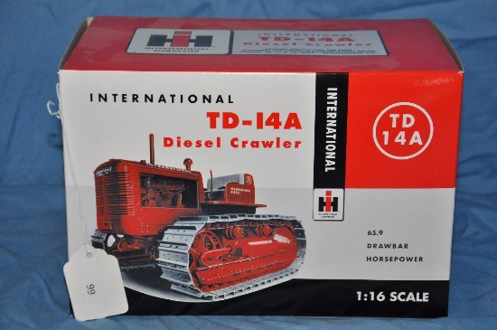 SpecCast 1/16 Scale International TD-14A Diesel Crawler