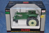 SpecCast 1/16 Scale Oliver 770 Gas Tractor