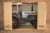 Scale Models 1/16th Scale White 2-135 Tractor