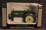 Spec Case 1/16th Scale Oliver 770 Tractor