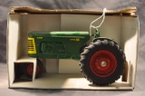 Spec Cast 1/16th Scale Oliver Super 88 Narrow Front Tractor