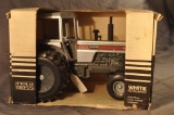 Scale Models 1/16th Scale Whtie 2-155 Tractor