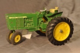 Ertl 1/16th JD tractor