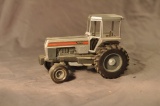 Scale Models White 2-135 Tractor