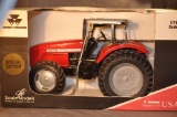 Scale Models 1/16th Scale MF 8270 MFWD Tractor