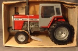 Ertl 1/16th scale MF 670 tractor